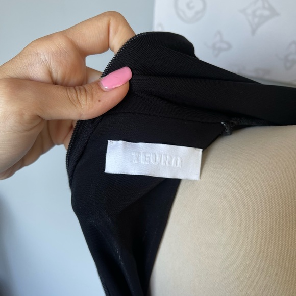 Tavrn Dress- mock neck all black - Picture 3 of 7